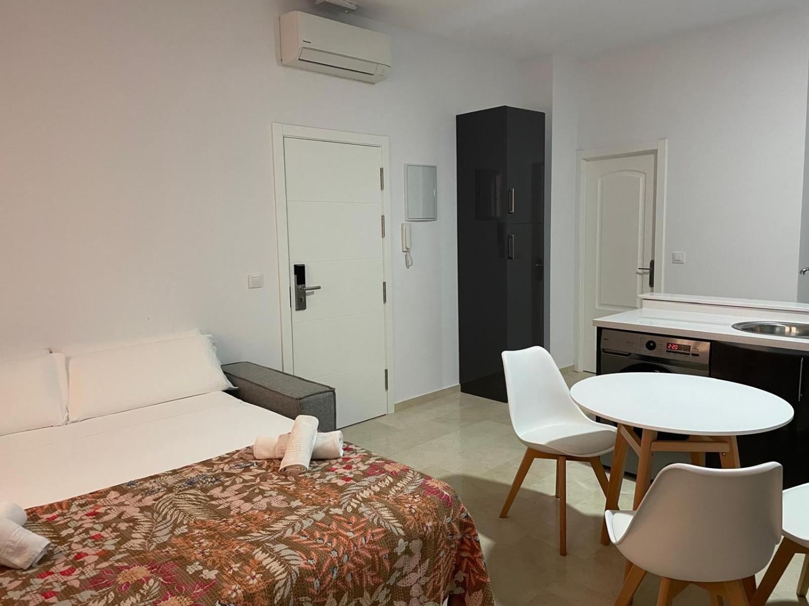 Apartamentos La Pila Del Pato Sevilla Kültér fotó